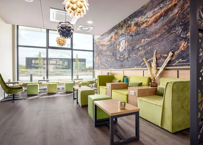 Super 8 By Wyndham Oberhausen Am Centro
